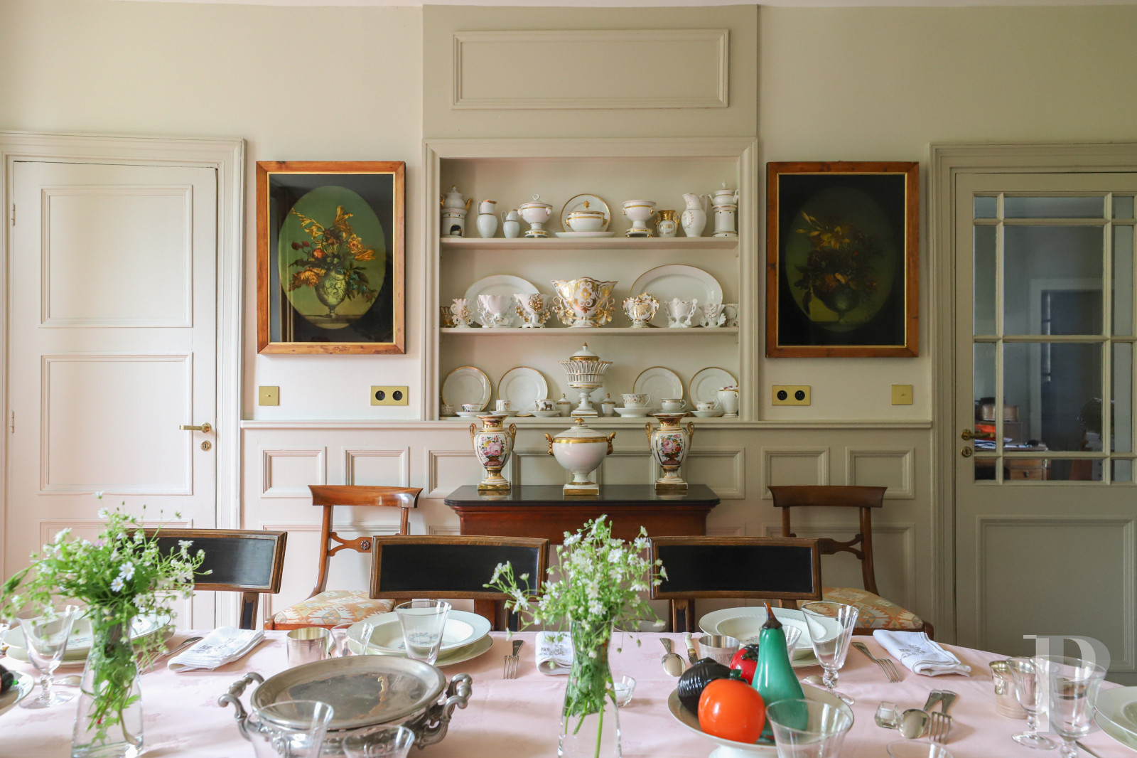 A 19th-century house bordered by a moat, in the Pays d'Auge region, in Normandy  - photo  n°17